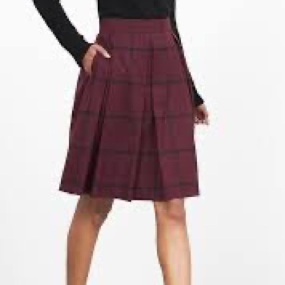 Women's Burgundy Plaid Pleated Skirt